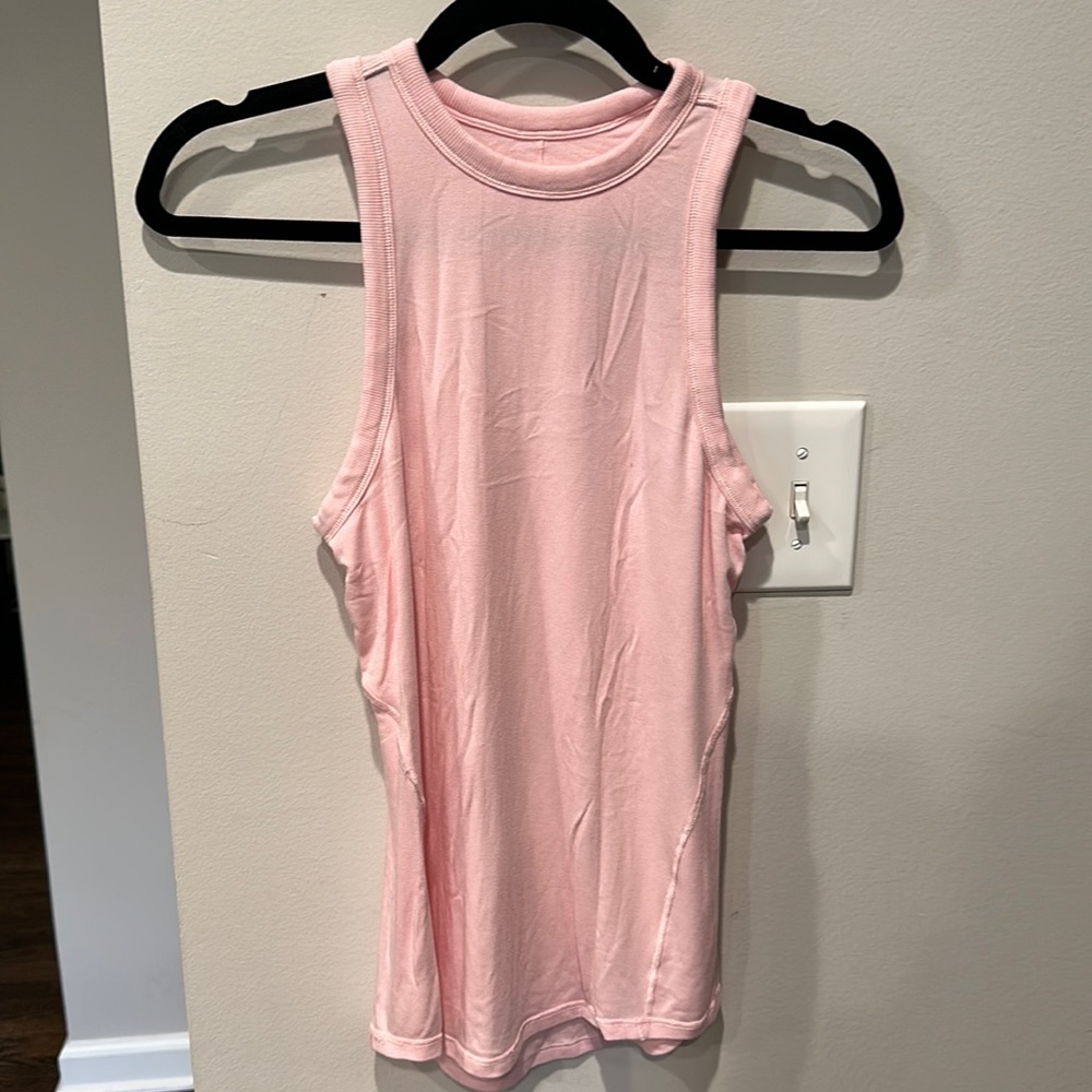 Lululemon hold tight tank, strawberry milkshake, size 6